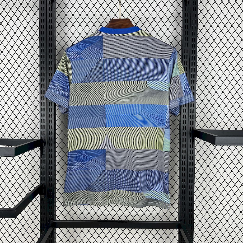 Real Madrid Entrenamiento 2025/26 Versión Fan