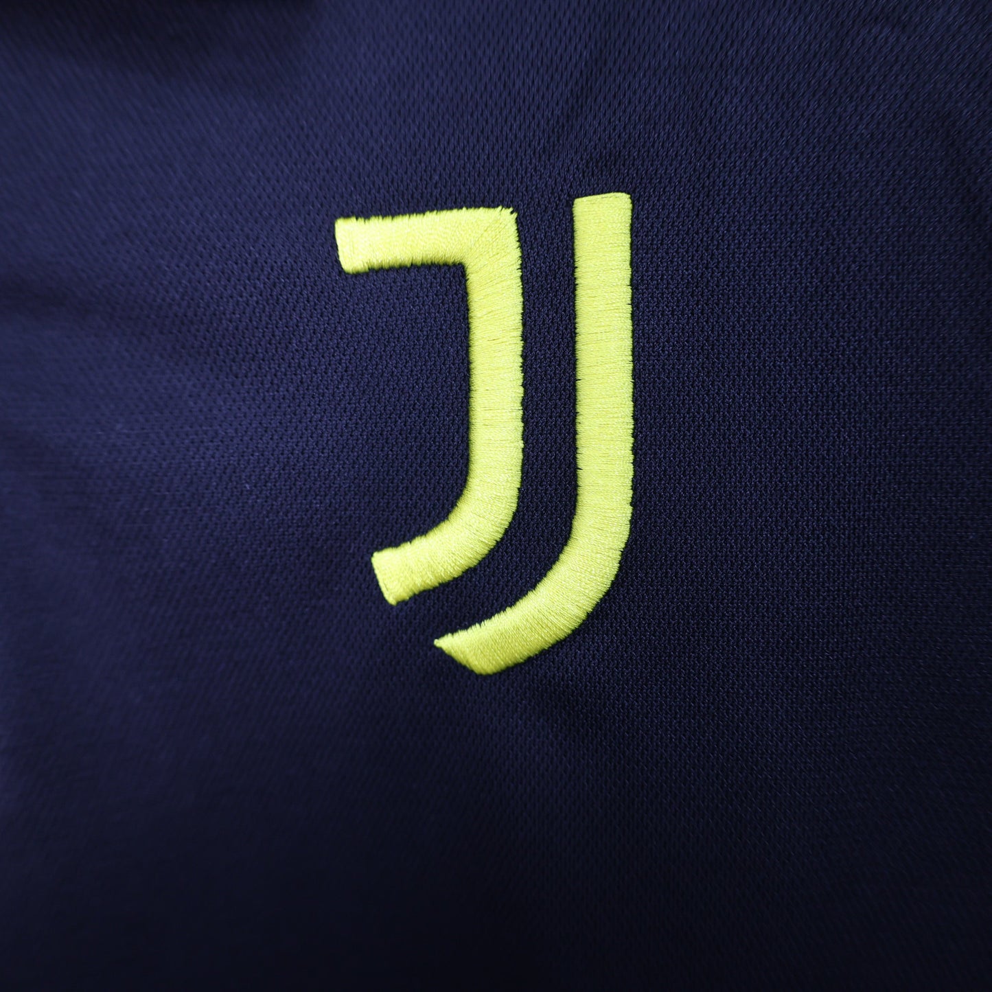 Camiseta Juventus Black | Versión fan Polo