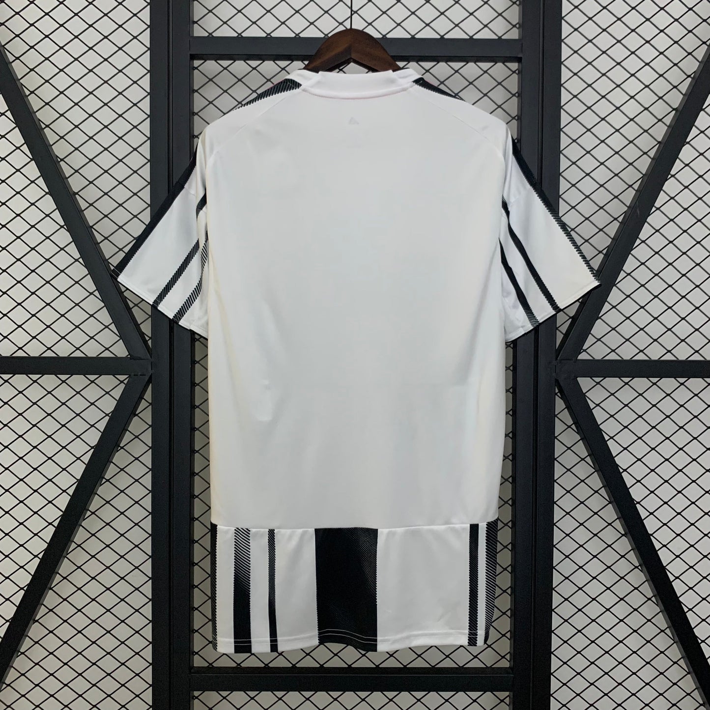 Juventus Local 2025/26 Versión Fan