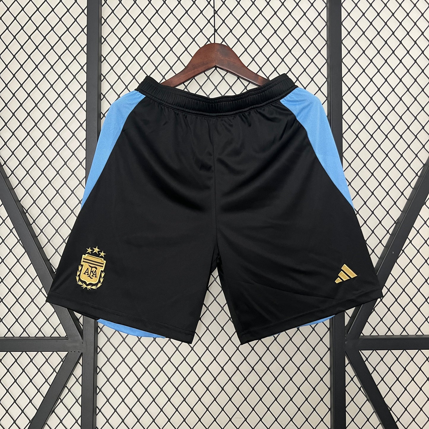 Short Argentina 2024/25