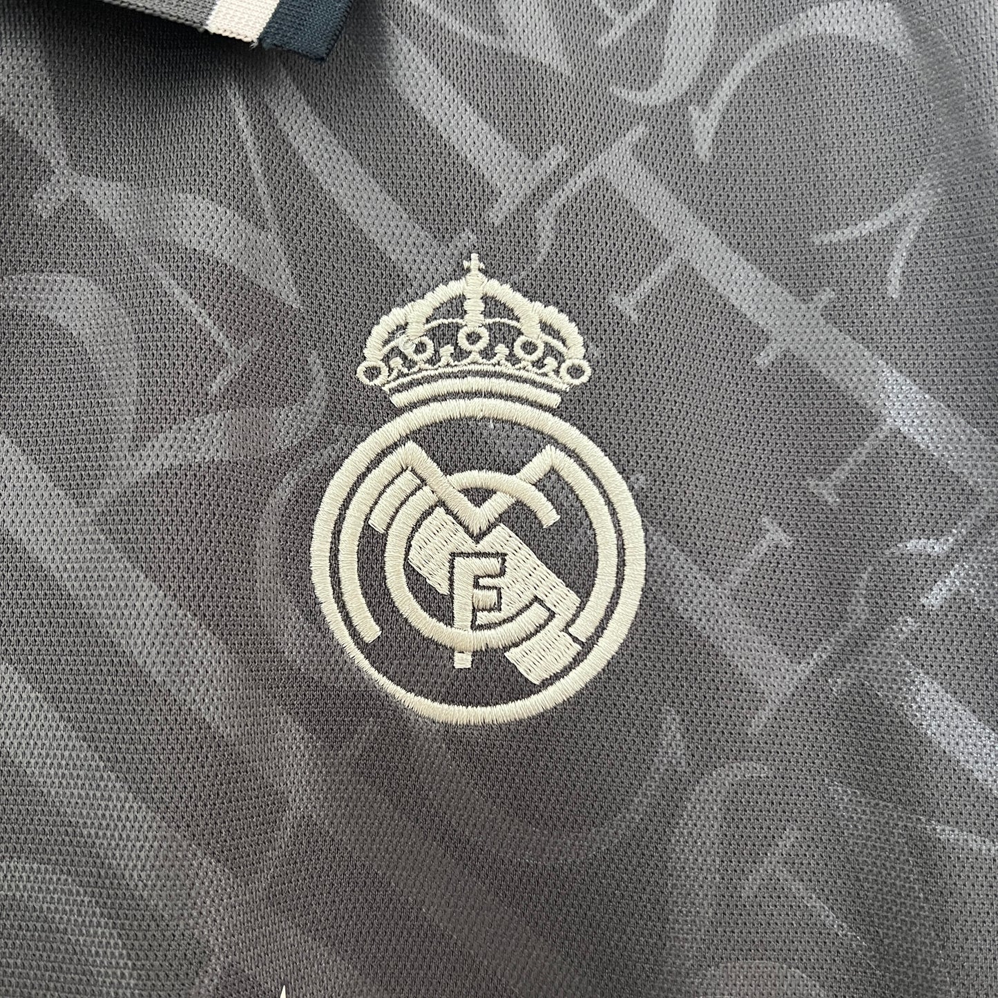 Camiseta Real Madrid Visita 2024/25 | Versión Fan