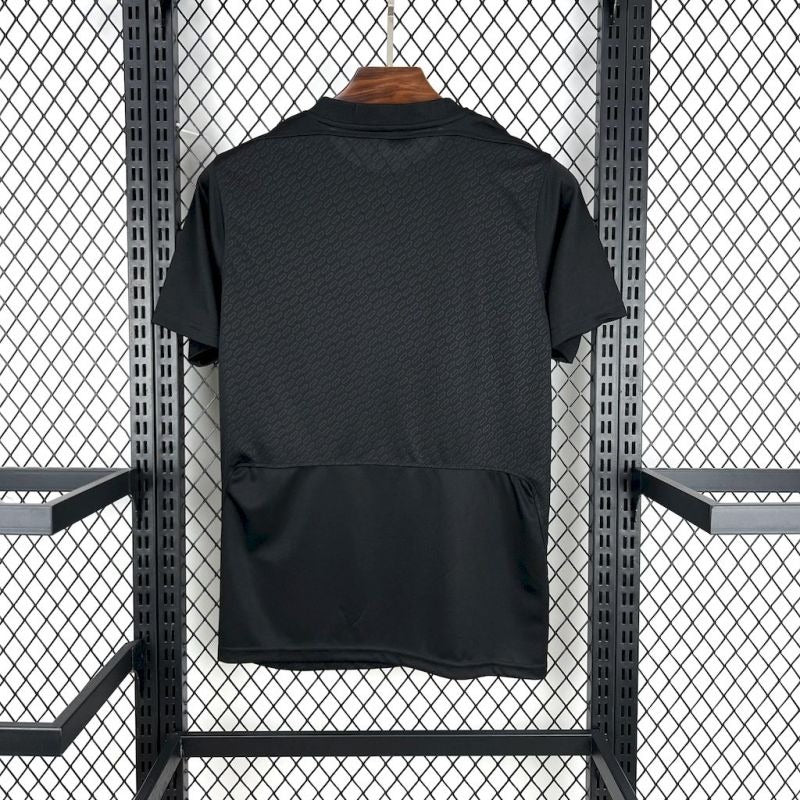 Camiseta Liverpool Edición Especial Negra 2025/26 Versión Fan