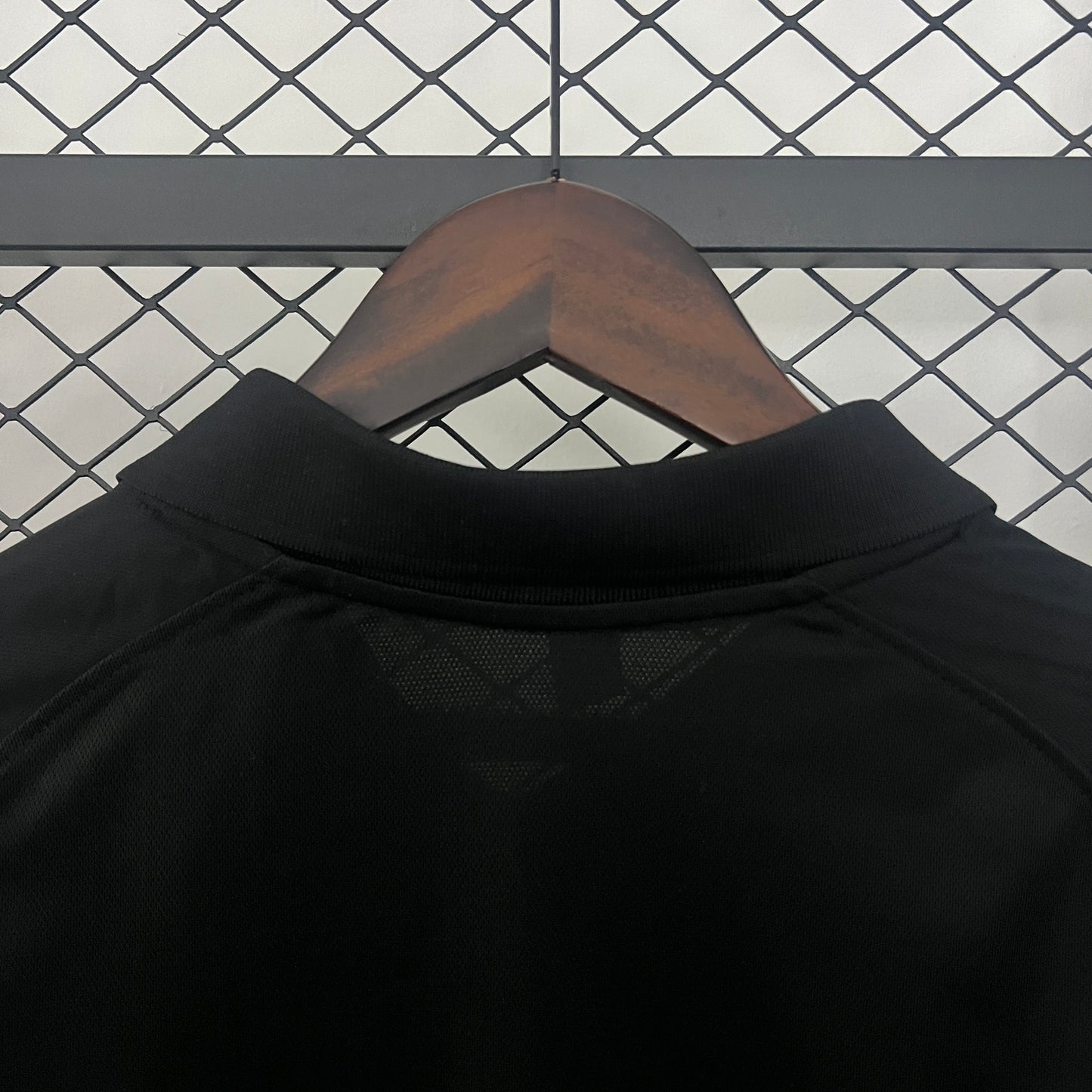 Camiseta Colo Colo Polo Entrenamiento 2025 Versión Fan