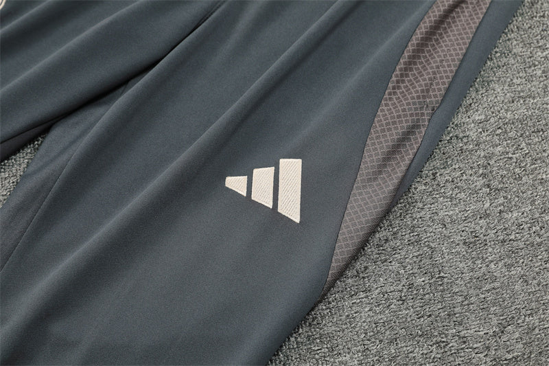 Buzo Completo Real Madrid Crema Diseño Gris