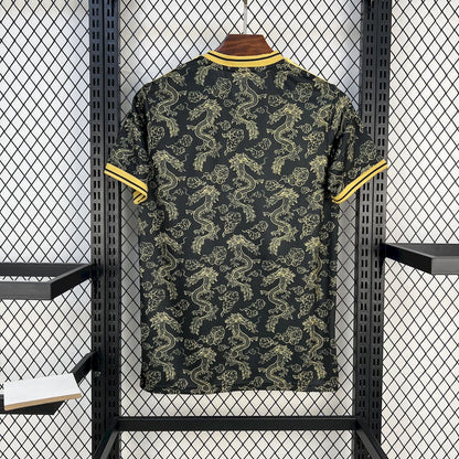 Real Madrid Edición Golden Dragon 2025/26 Versión Fan