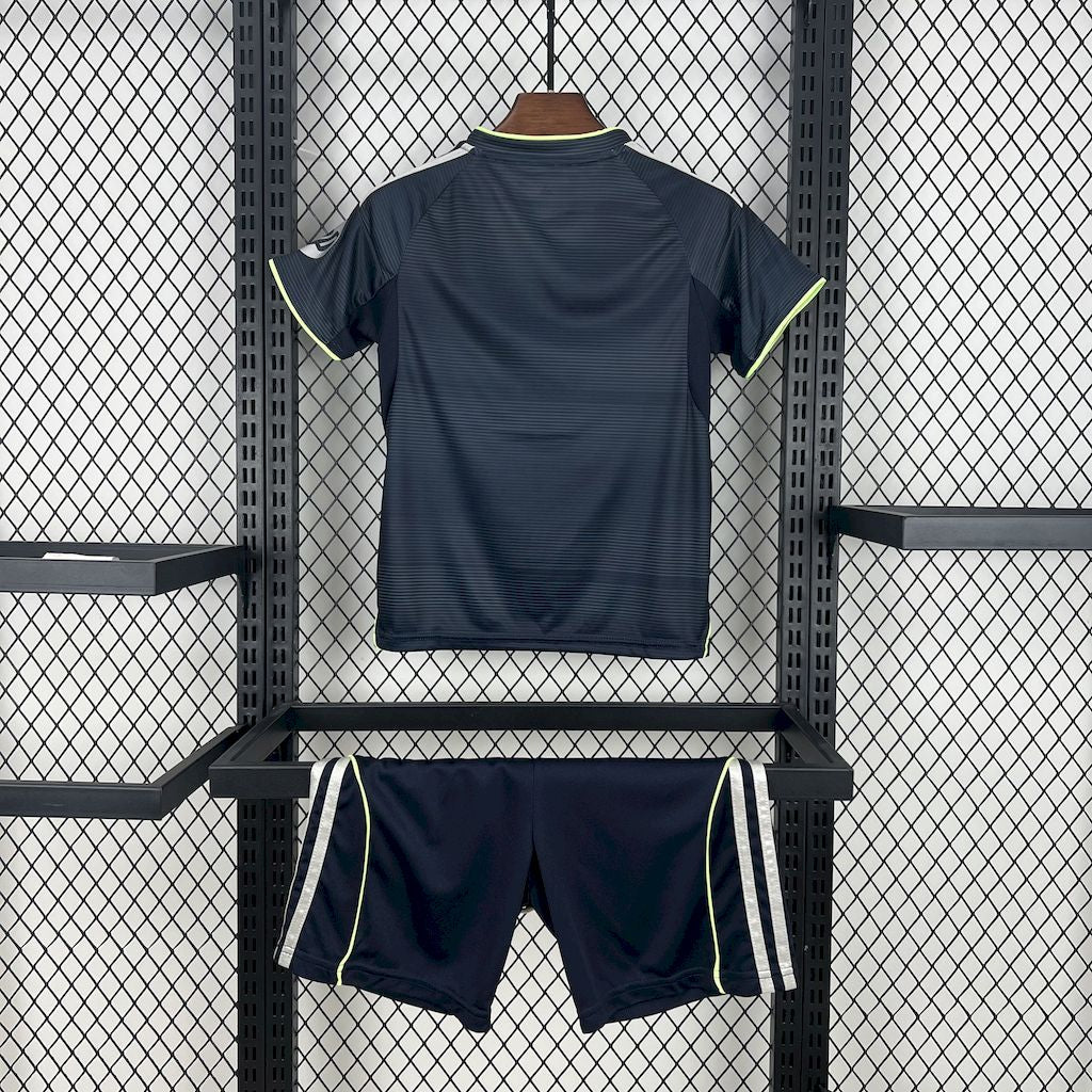 Real Madrid Visita Kit Niños 2025/26