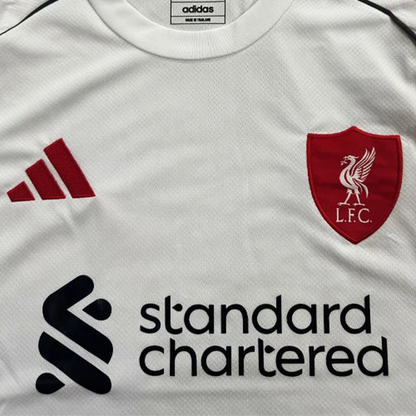 Liverpool Visita 2025/26 Versión Fan