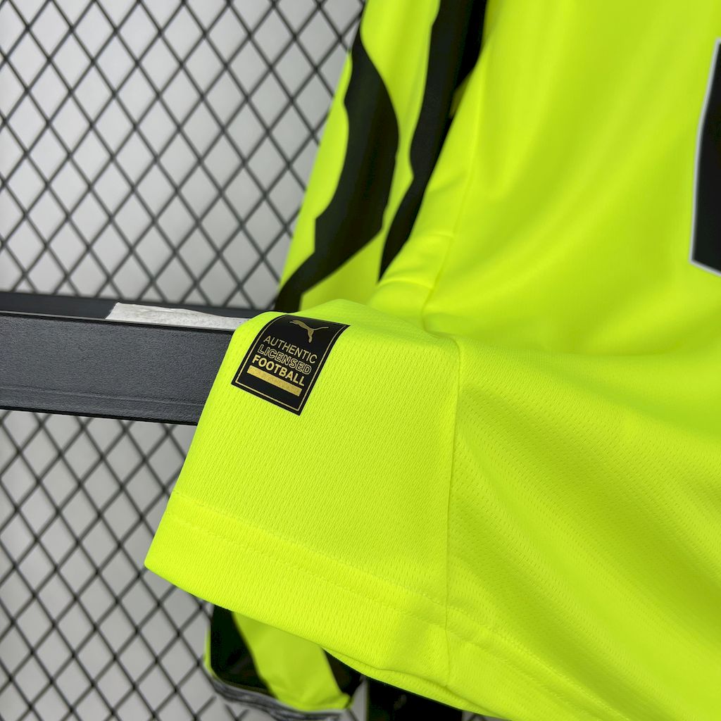 Camiseta Borussia Dortmund Manga Larga Edición Especial 2025/26 Versión Fan