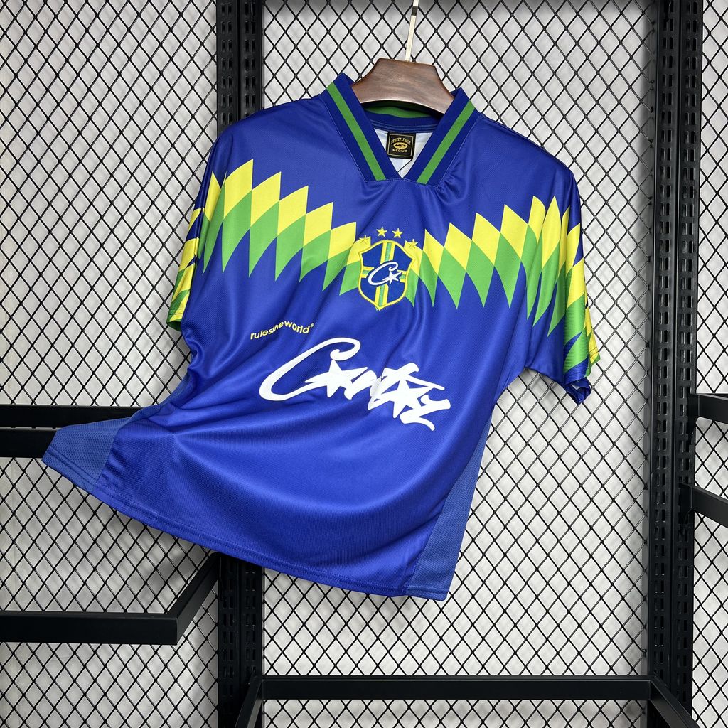 Camiseta Brasil Visita Corteiz Logo Retro 1995
