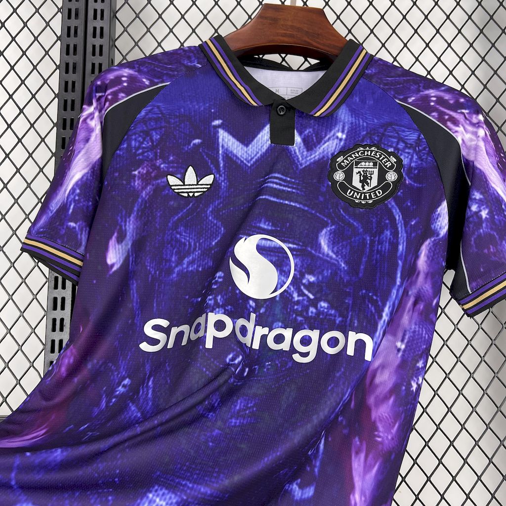 Camiseta Manchester United "Edición Especial Morada" 2025/26 Versión Fan
