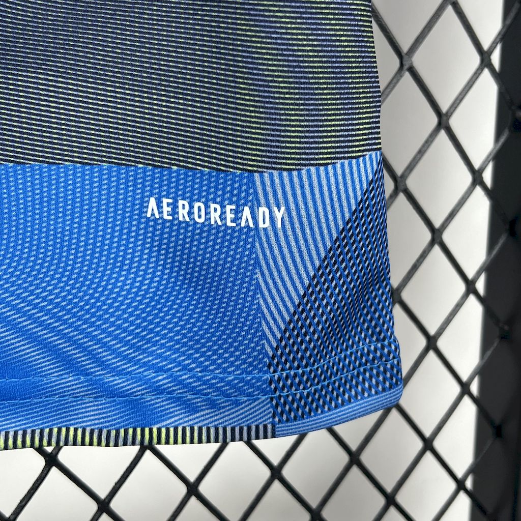 Real Madrid Kit Niños Entrenamiento 2025/26