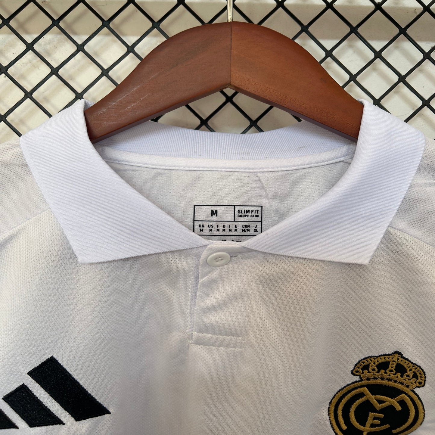 Real Madrid Edición Dragón Blanco 2025/26 Versión Fan