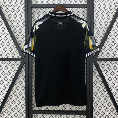 Camiseta Real Madrid Edición Especial 2025/26 Versión Fan