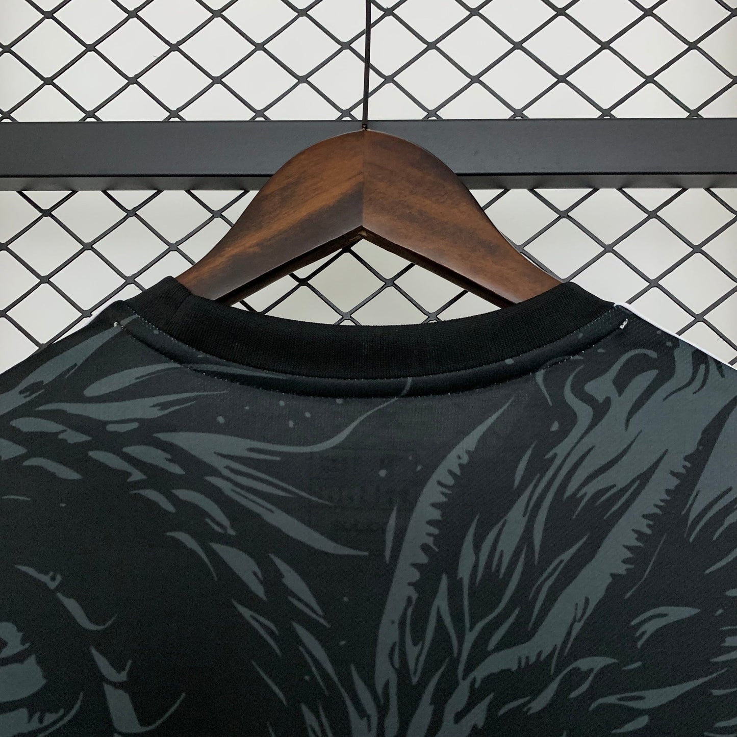 Real Madrid Edición Black Dragon 2025/26 Versión Fan