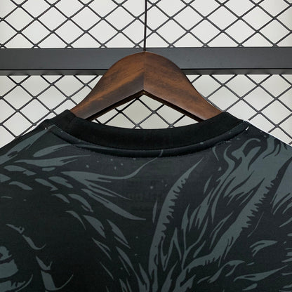 Real Madrid Edición Black Dragon 2025/26 Versión Fan