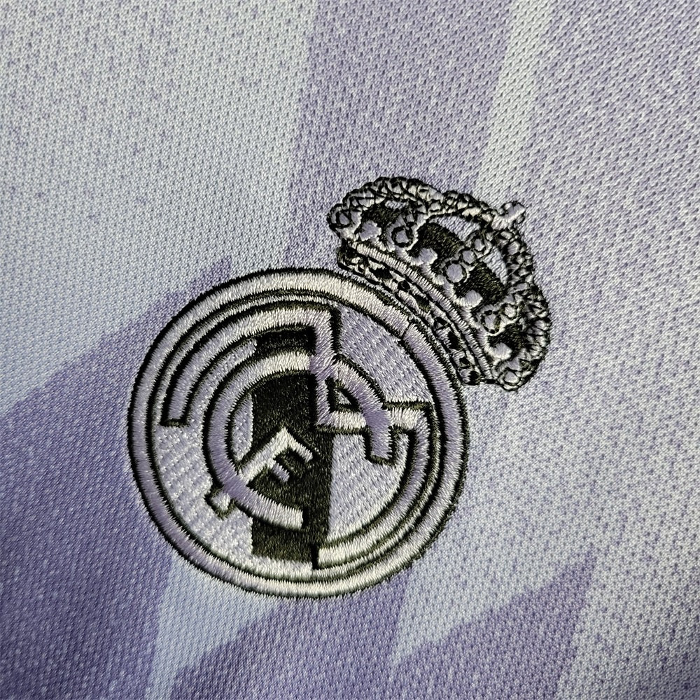 Camiseta Real Madrid Visita 2022/23 Versión Fan