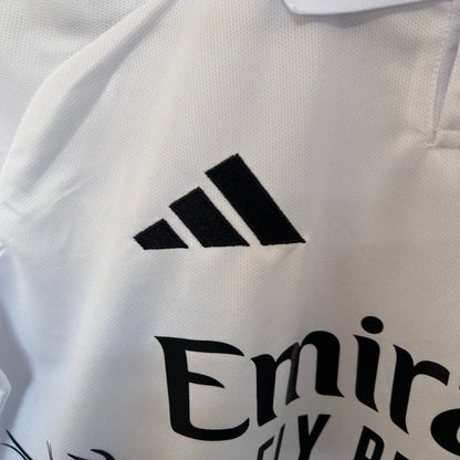 Real Madrid Edición Dragón Blanco 2025/26 Versión Fan
