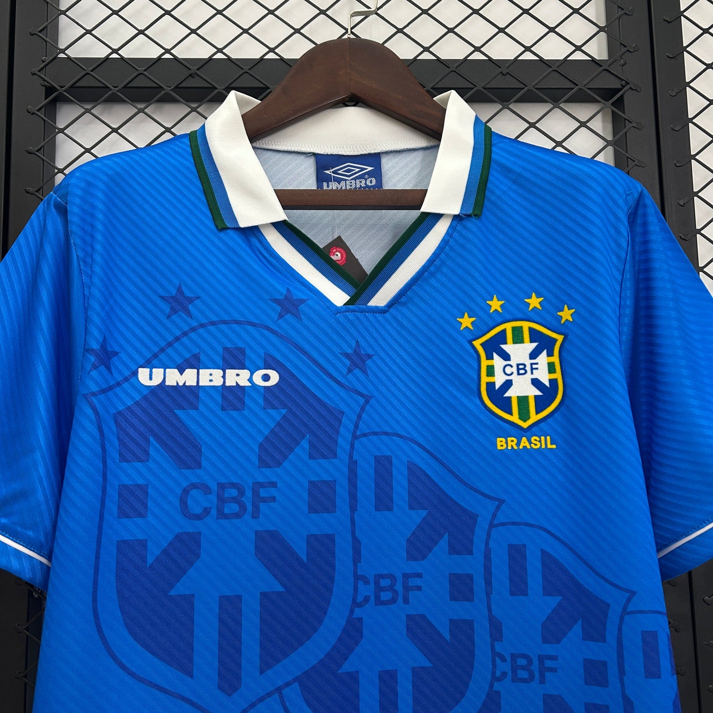 Camiseta Brasil Visita Retro 1993/94 Versión Fan