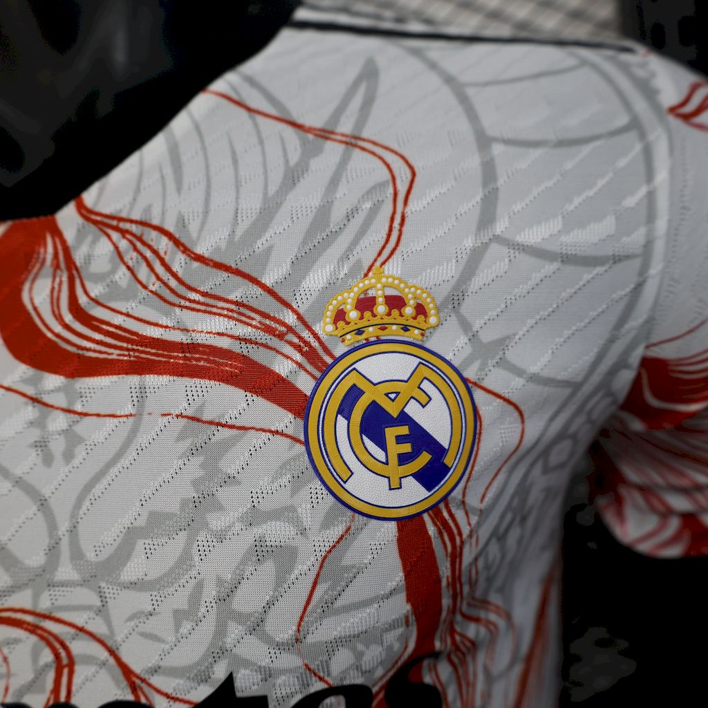 Real Madrid Dragon Blanco 2025/26 Versión Jugador