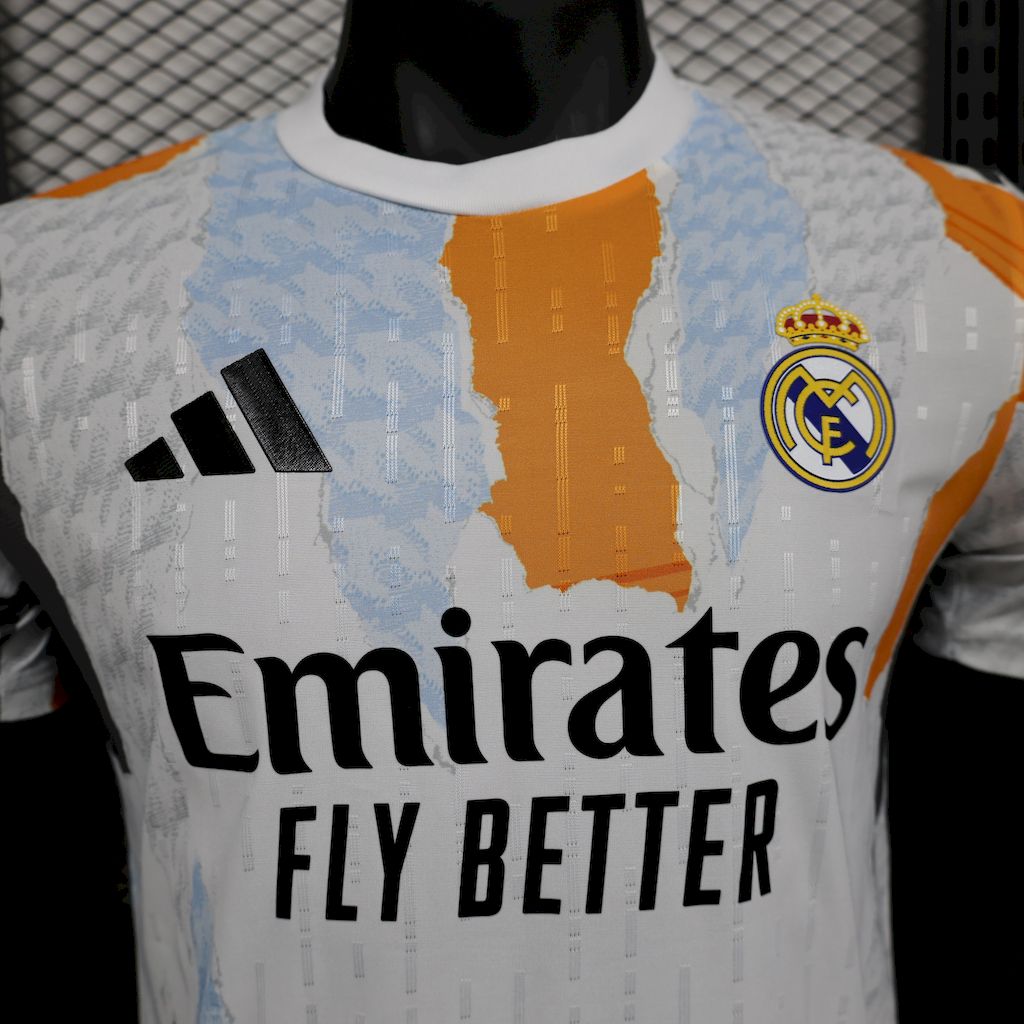 Real Madrid Polo Pre-Partido 2025/26 Versión Jugador