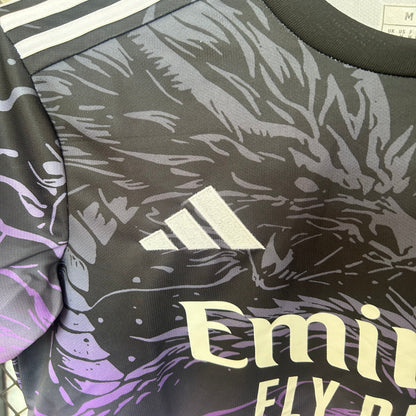 Real Madrid Edición Dragón Morado 2025/26 Versión Fan