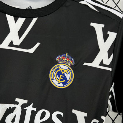 Real Madrid "Louis Vuitton Negro" 2025/26 Versión Fan