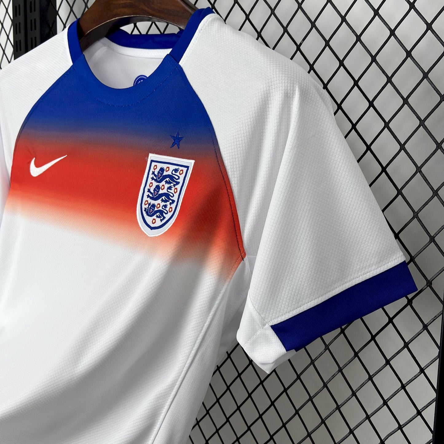 Camiseta Inglaterra Local 2025/26 Versión Fan