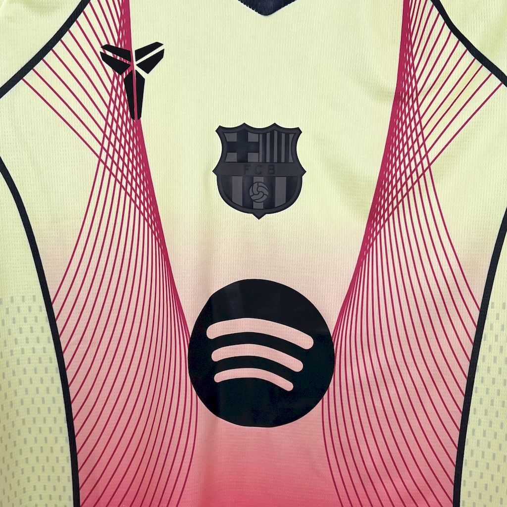 Camiseta FC Barcelona Edición Especial Amarilla 2025/26 Versión Fan