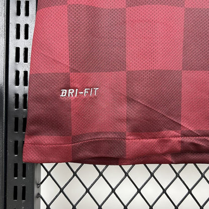 Camiseta Aston Villa Local Retro 2011/12 Versión Fan