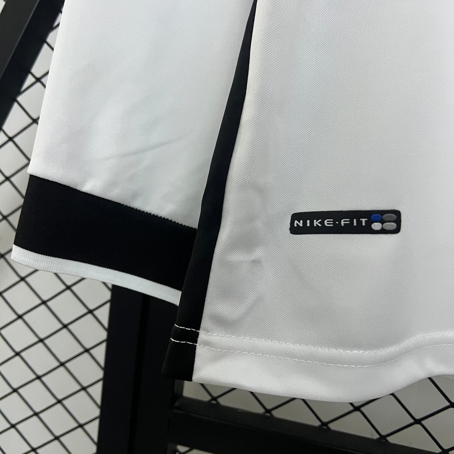 Camiseta Colo Colo Local Retro Manga Larga 1997/98 Versión Fan