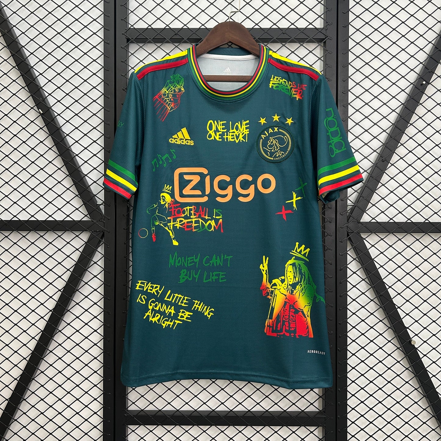 Ajax Edición Especial "Bob Marley Verde" 2025/26 Versión Fan