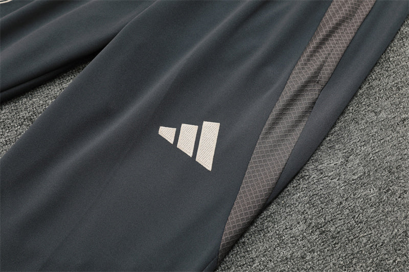 Buzo Completo Real Madrid Crema Con Cierre