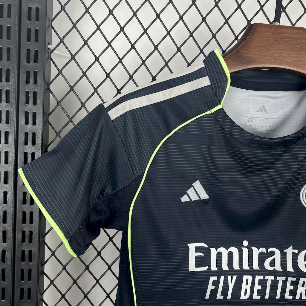 Real Madrid Visita Kit Niños 2025/26