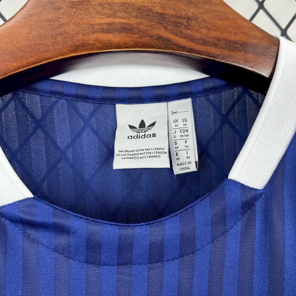 Camiseta Arsenal Edición Especial Azul 2025/26 Versión Fan