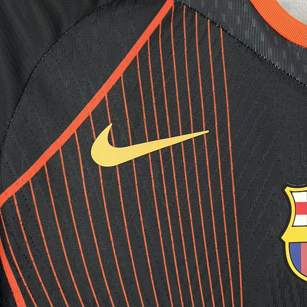 Camiseta FC Barcelona Edición Especial Negro y Naranja 2025/26 Versión Fan
