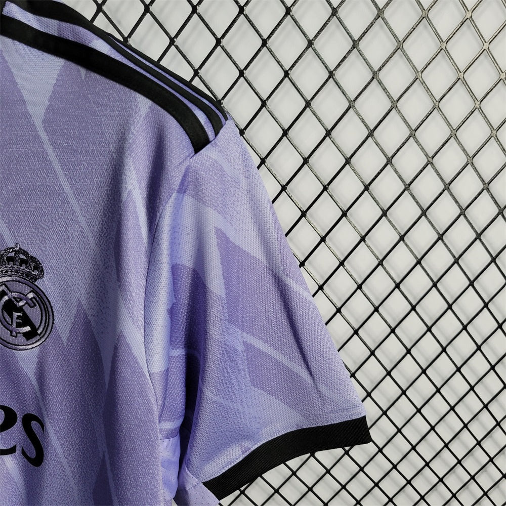 Camiseta Real Madrid Visita 2022/23 Versión Fan