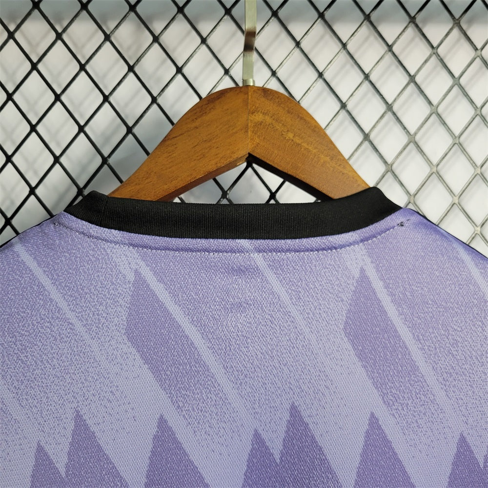 Camiseta Real Madrid Visita 2022/23 Versión Fan