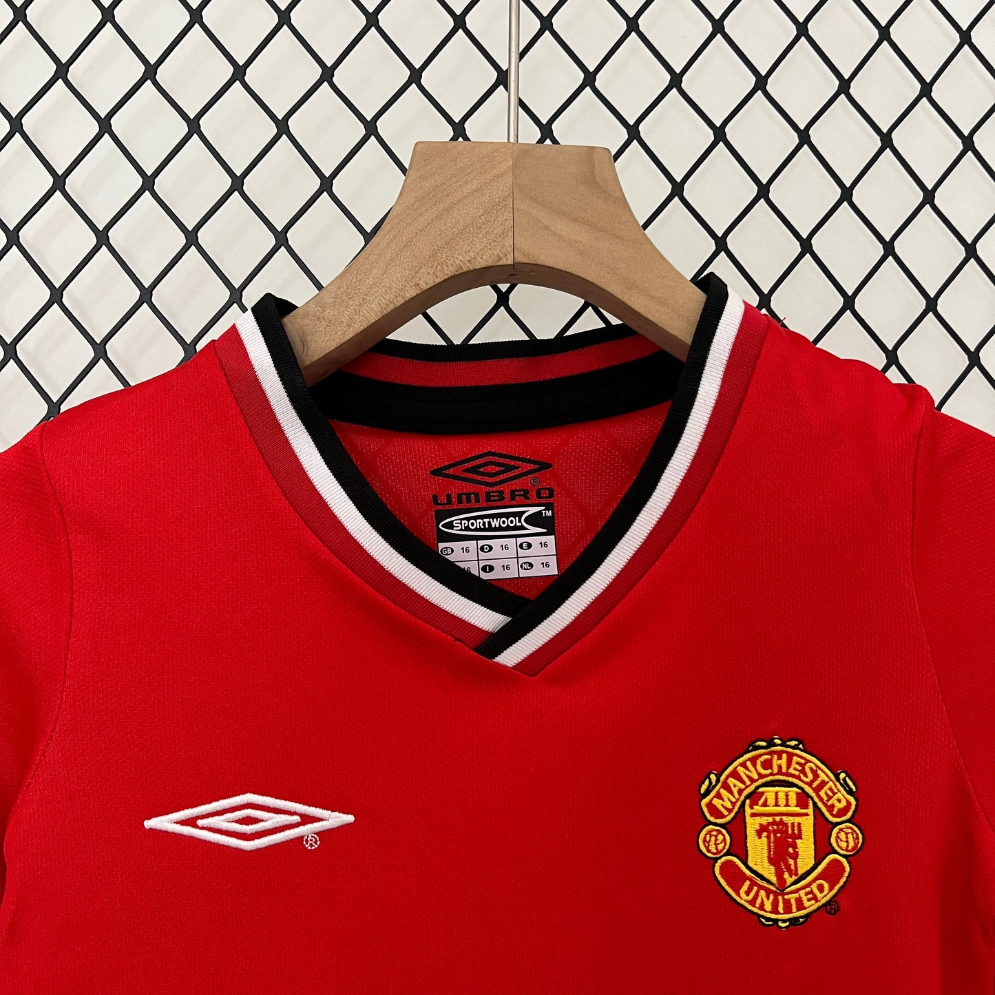 Conjunto niños Manchester United Local 2001/02 | Retro