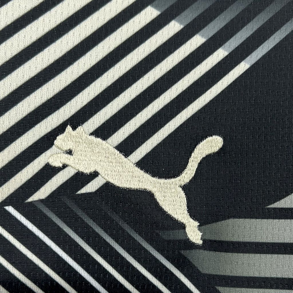 Camiseta Manchester City Edición Especial Negro y Amarillo 2025/26 Versión Fan