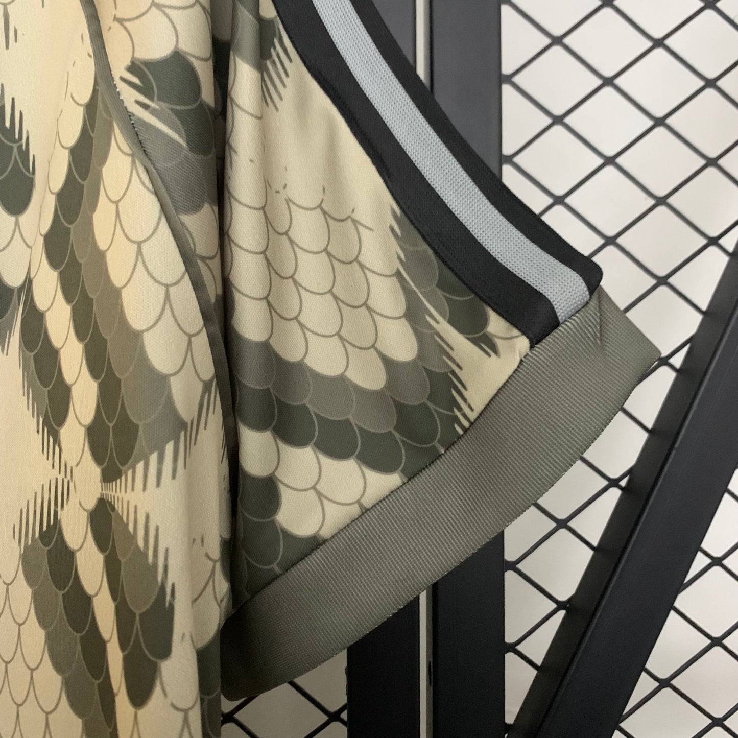 Camiseta Bayern Munich "Edición Especial Escamas" 2025/26 Versión Fan