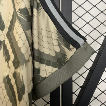 Camiseta Bayern Munich "Edición Especial Escamas" 2025/26 Versión Fan