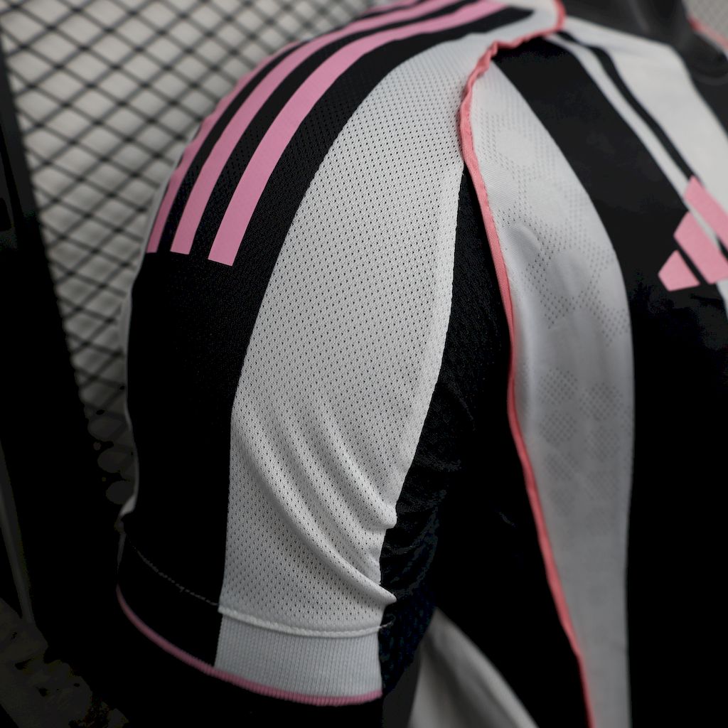 Juventus Local 2025/26 Versión Jugador