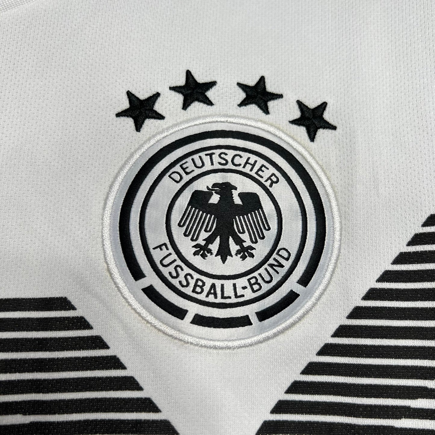 Camiseta Alemania Local Retro 2018