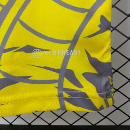 Real Madrid Edición Yellow Dragon 2025/26 Versión Fan