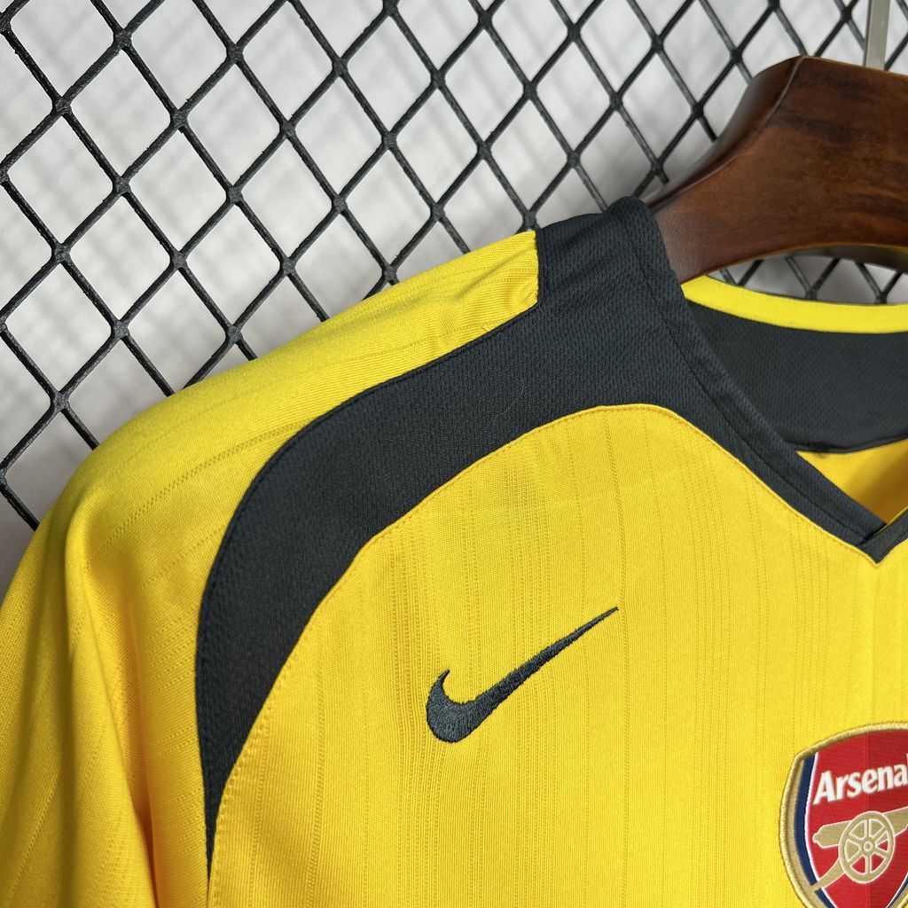 Camiseta Arsenal Visita Retro 2005/06