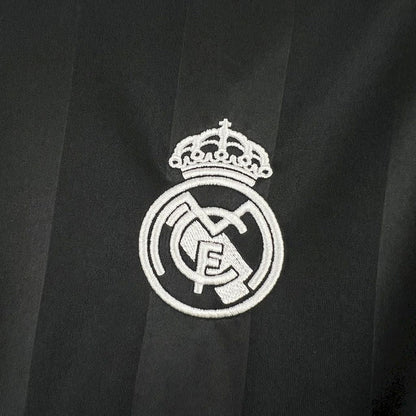 Real Madrid Entrenamiento Negro 2025/26 Versión Fan