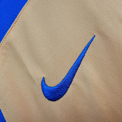 Camiseta Juventus Retro Tercera 2005/06 Versión Fan