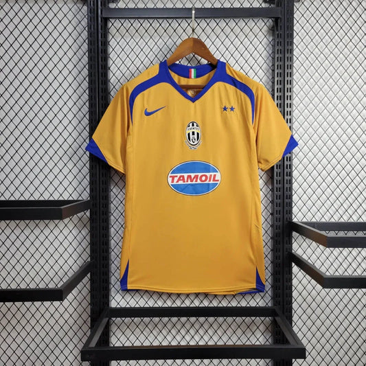 Camiseta Juventus Retro Tercera 2005/06 Versión Fan