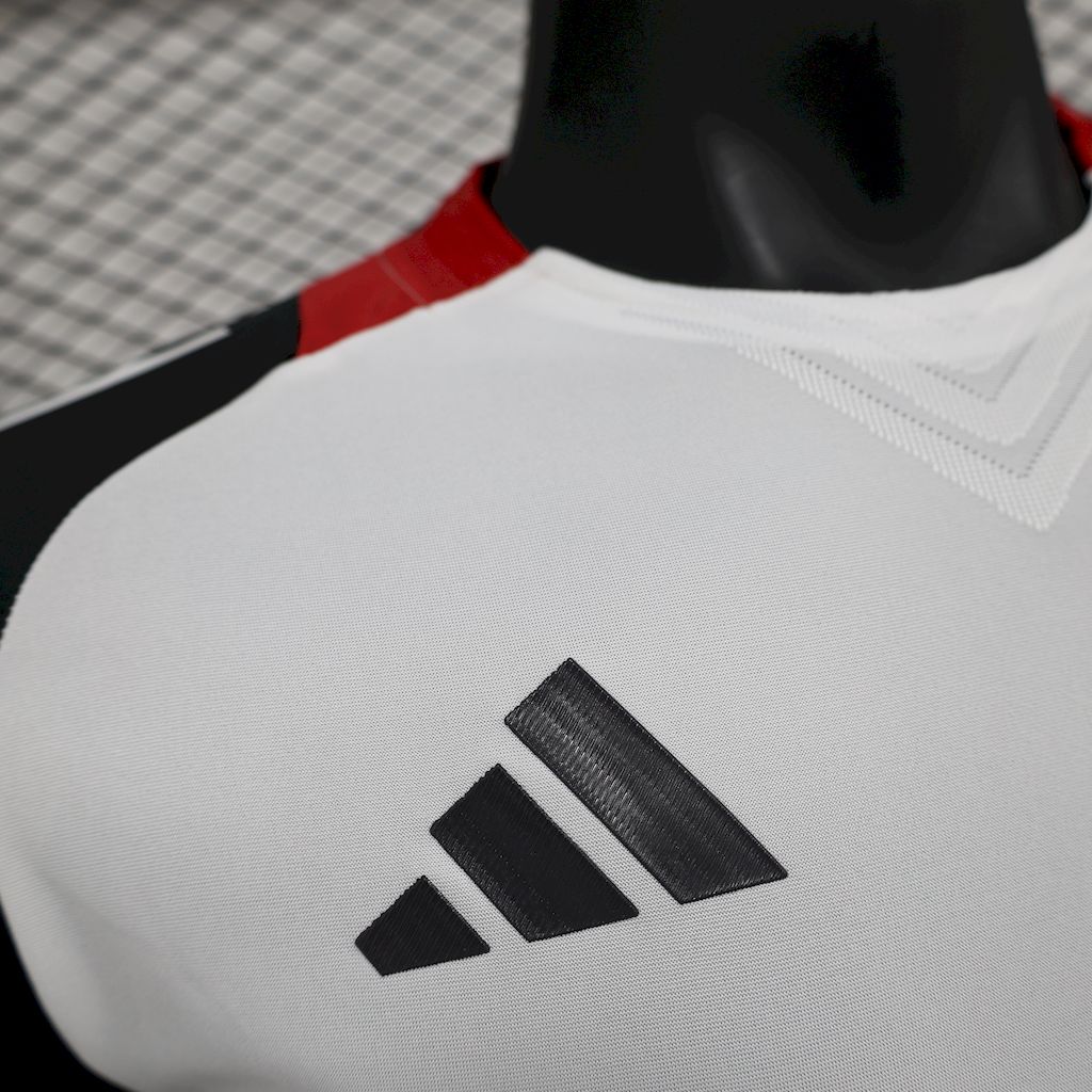 Camiseta Manchester United Pre-Partido Blanco 2025/26 Versión Jugador