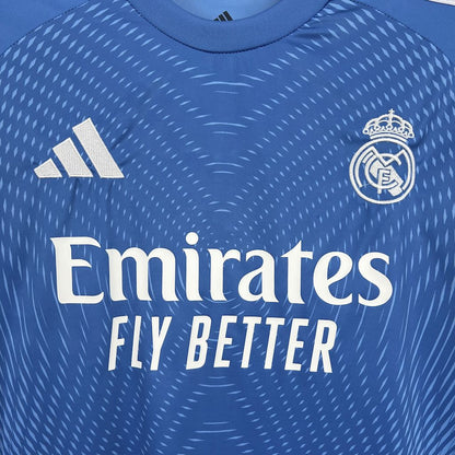 Real Madrid Edición Blue Sky 2025/26 Versión Fan